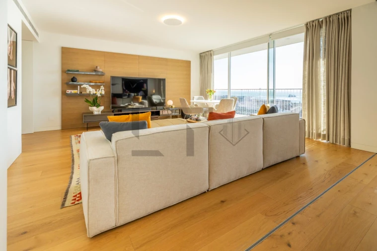 Apartamento T7 para Venda em Misericórdia Foto 23