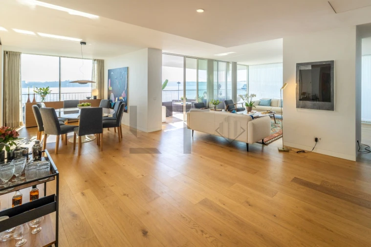 Apartamento T7 para Venda em Misericórdia Foto 25