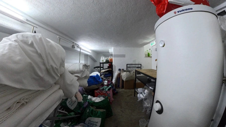 Loja para Arrendamento em Arroios Foto 10