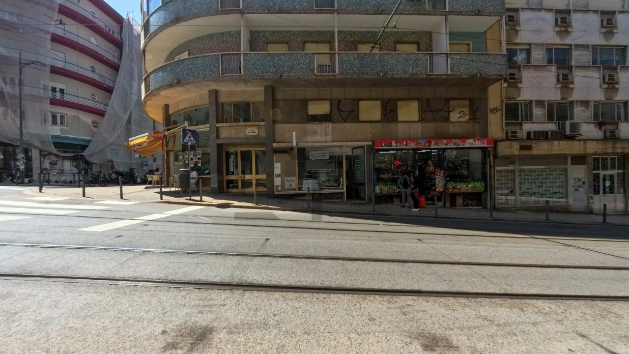 Loja para Venda em Arroios Foto 2