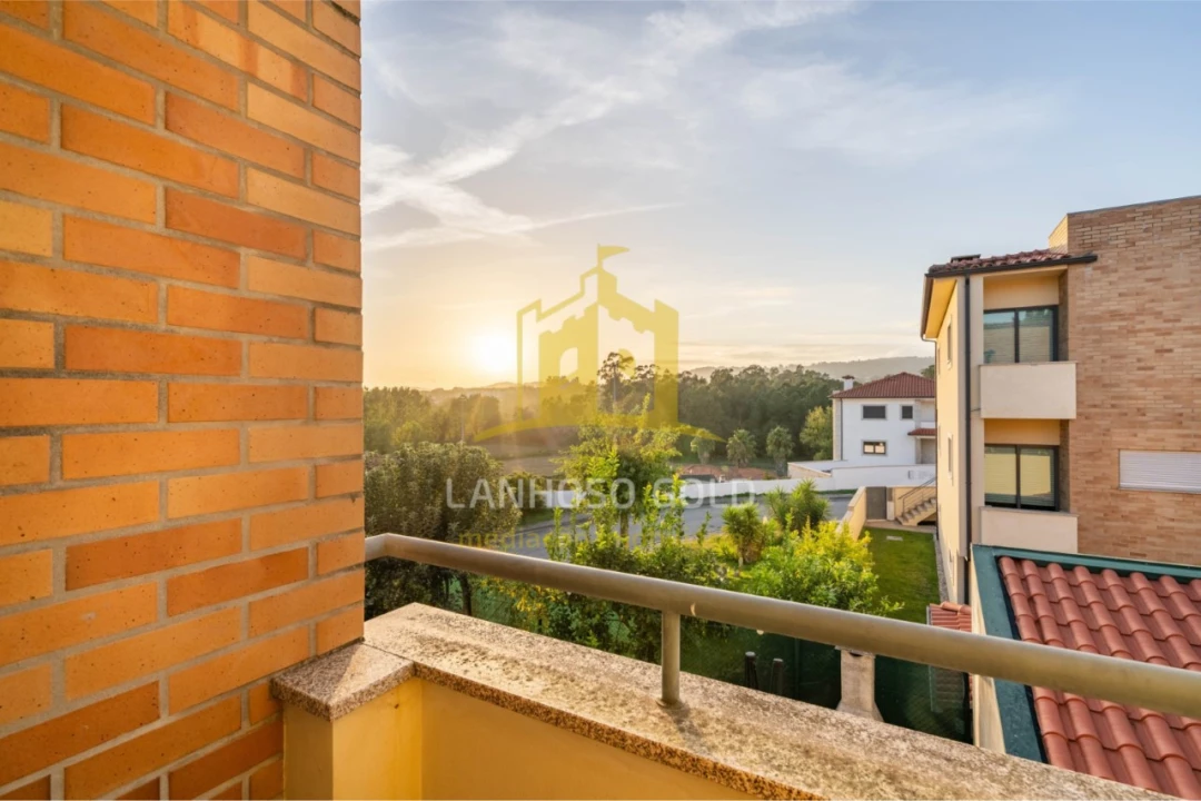 Moradia T3 para Venda em Loureira Foto 17