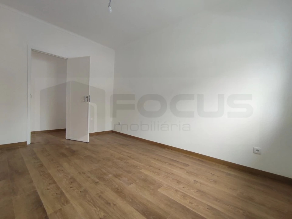 Moradia T2 para Arrendamento em Esgueira Foto 9