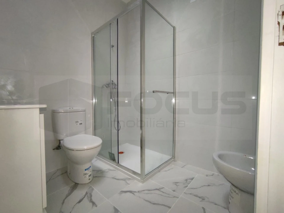 Moradia T2 para Arrendamento em Esgueira Foto 10