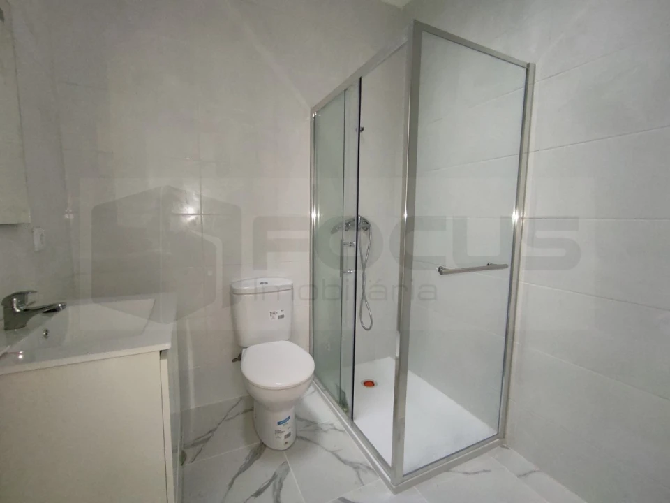 Moradia T2 para Arrendamento em Esgueira Foto 11