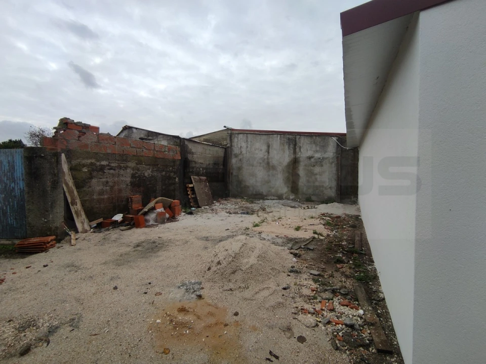 Moradia T2 para Arrendamento em Esgueira Foto 19