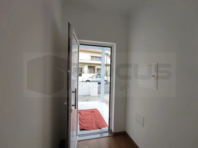 Moradia T2 para Arrendamento em Esgueira Foto 12