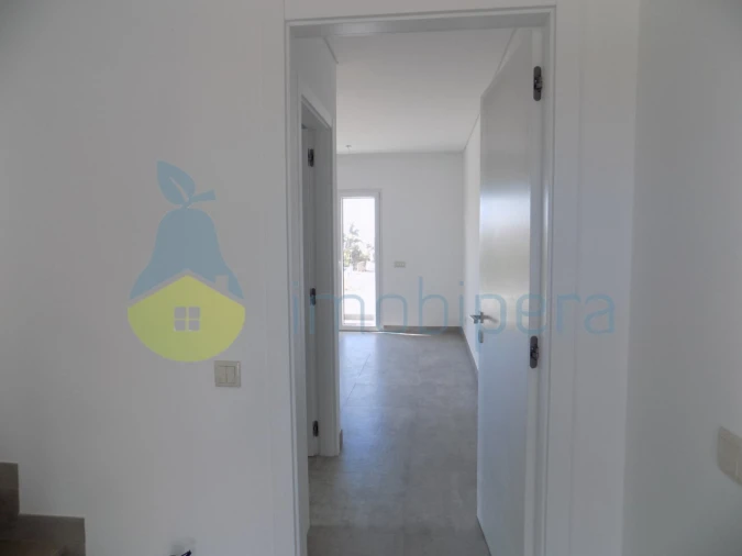 Moradia T3 para Venda em Armação de Pera Foto 6