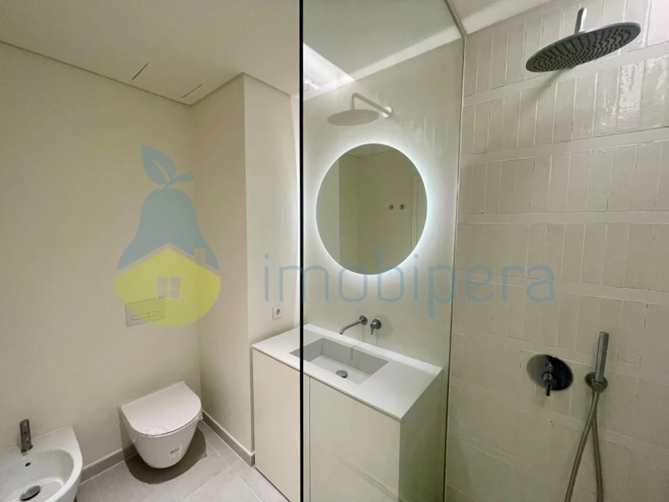 Apartamento T2 para Venda em Quarteira Foto 15