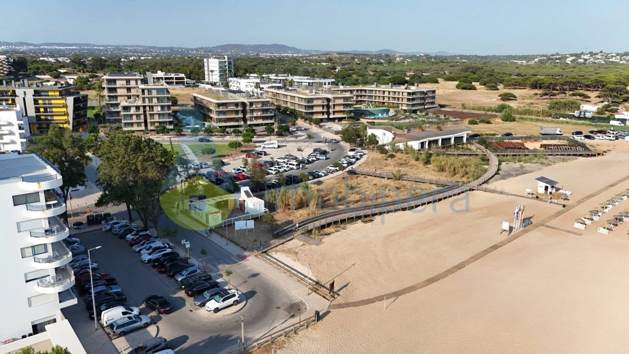 Apartamento T2 para Venda em Quarteira Foto 30