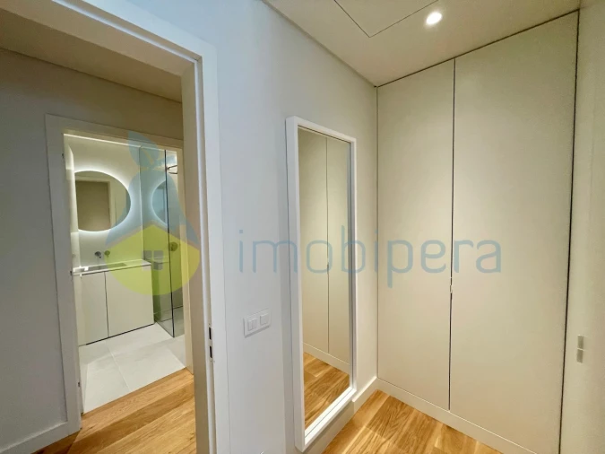 Apartamento T2 para Venda em Quarteira Foto 17