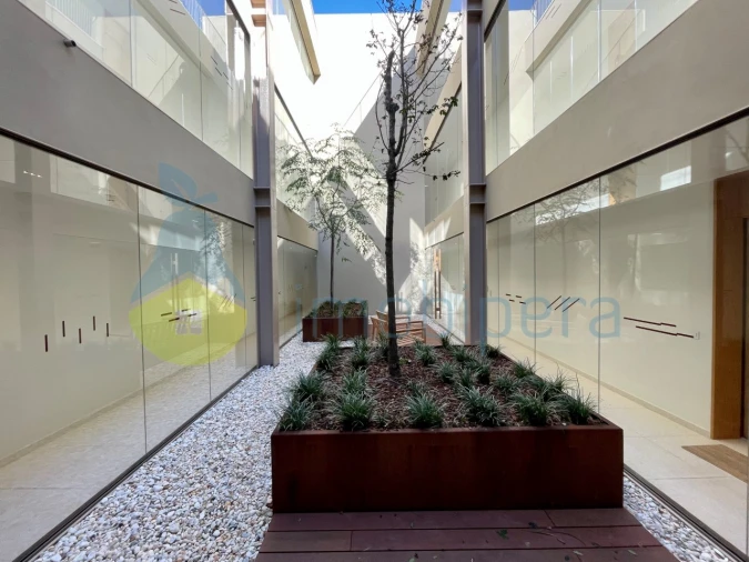 Apartamento T2 para Venda em Quarteira Foto 27