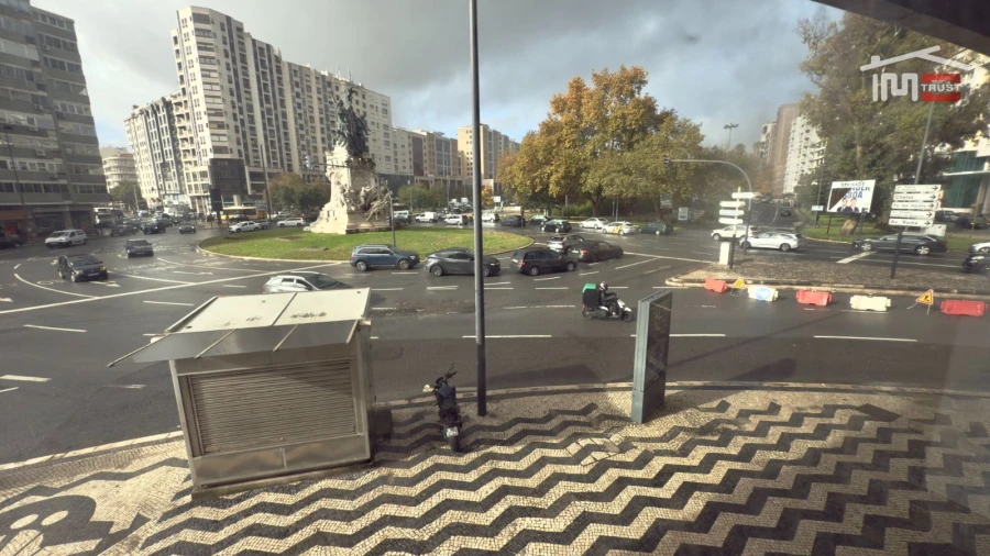 Loja para Arrendamento em Alvalade Foto 36