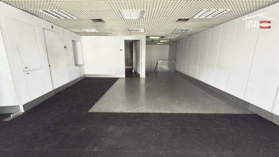 Loja para Arrendamento em Alvalade Foto 12