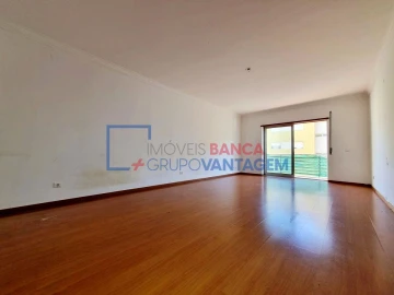 Apartamento T2 para Venda em Alto do Seixalinho, Santo André e Verderena