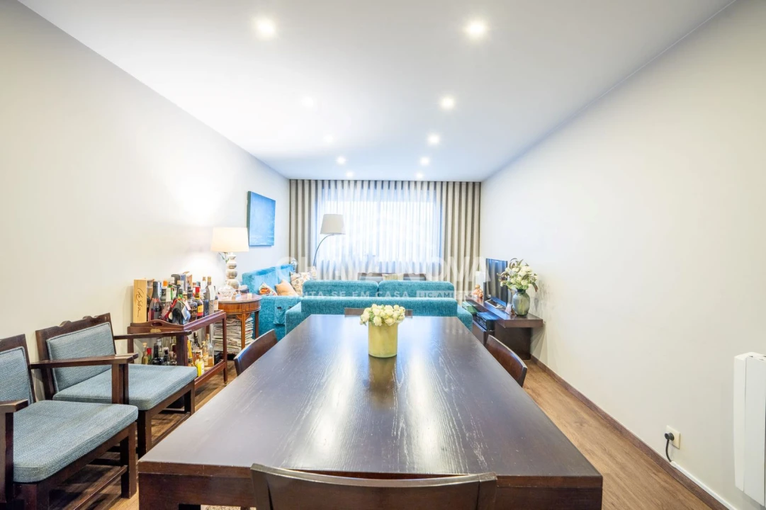 Apartamento T3 para Venda em Lordelo do Ouro e Massarelos Foto 3