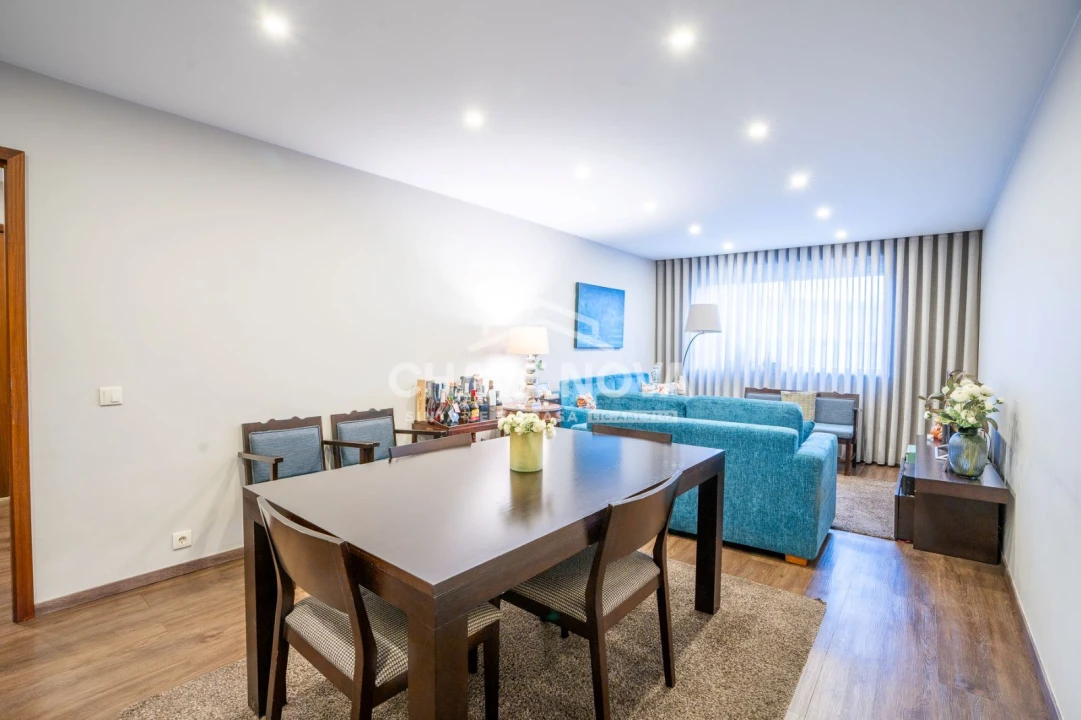 Apartamento T3 para Venda em Lordelo do Ouro e Massarelos Foto 5