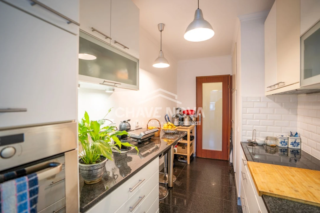 Apartamento T3 para Venda em Lordelo do Ouro e Massarelos Foto 10