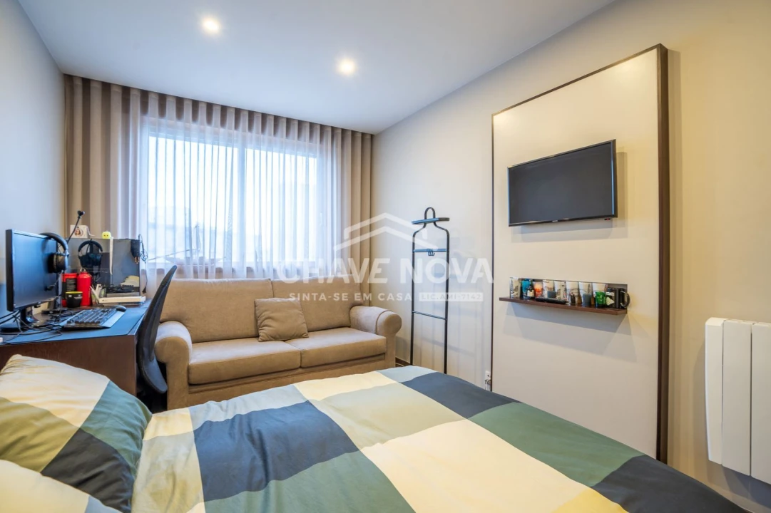 Apartamento T3 para Venda em Lordelo do Ouro e Massarelos Foto 22
