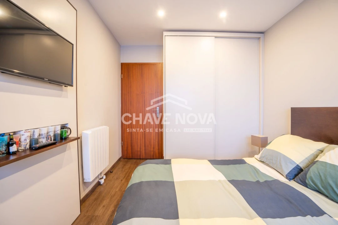 Apartamento T3 para Venda em Lordelo do Ouro e Massarelos Foto 24