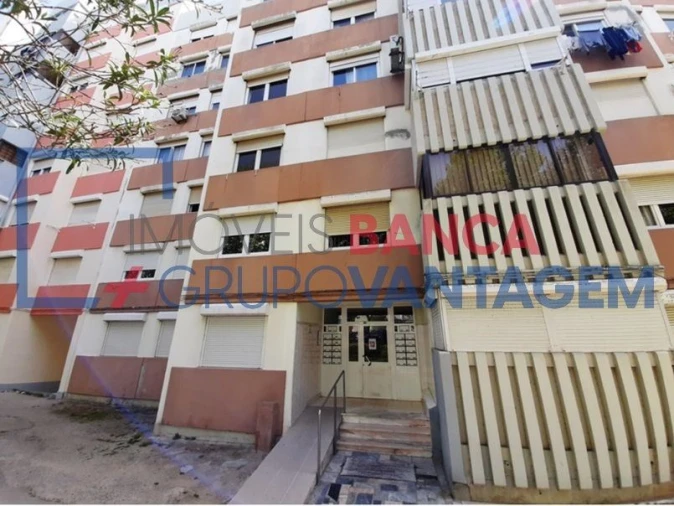 Apartamento T2 para Venda em Santo Antonio da Charneca Foto 2