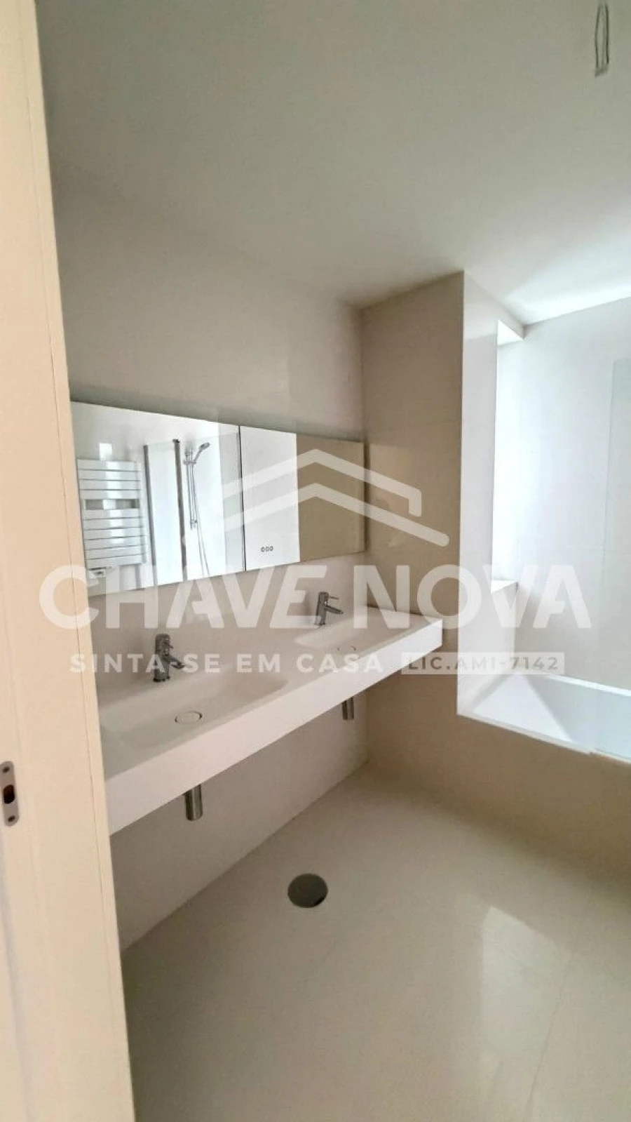 Apartamento T2 para Arrendamento em Canidelo Foto 13