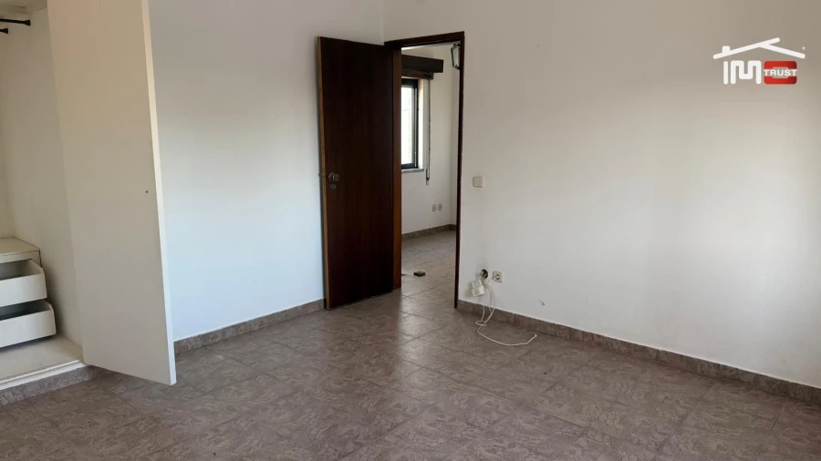 Moradia T3 para Venda em Povoa da Isenta Foto 35