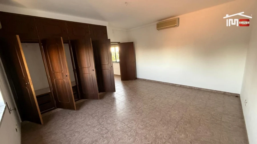 Moradia T3 para Venda em Povoa da Isenta Foto 38