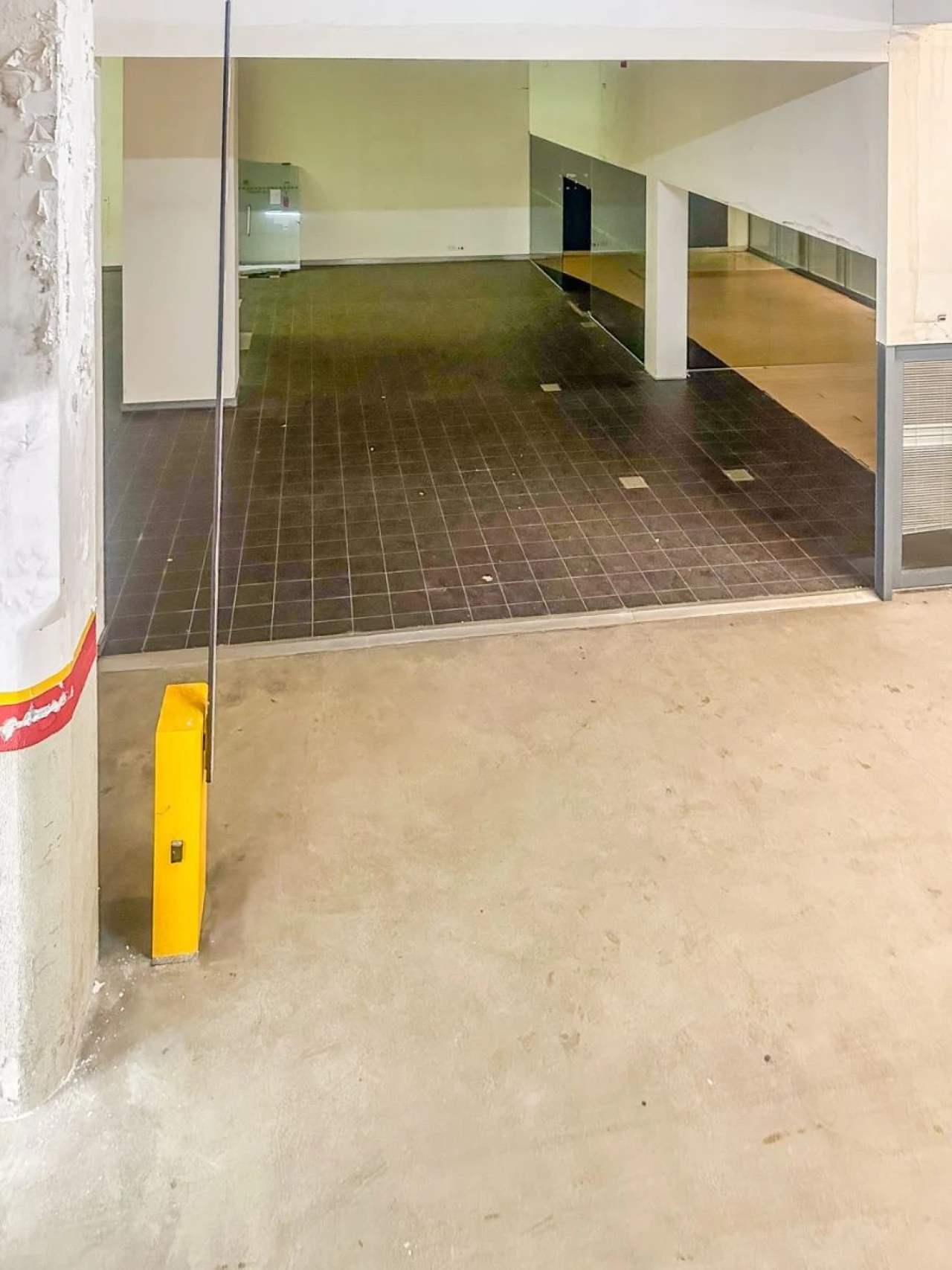 Armazém para Arrendamento em Arcozelo Foto 2