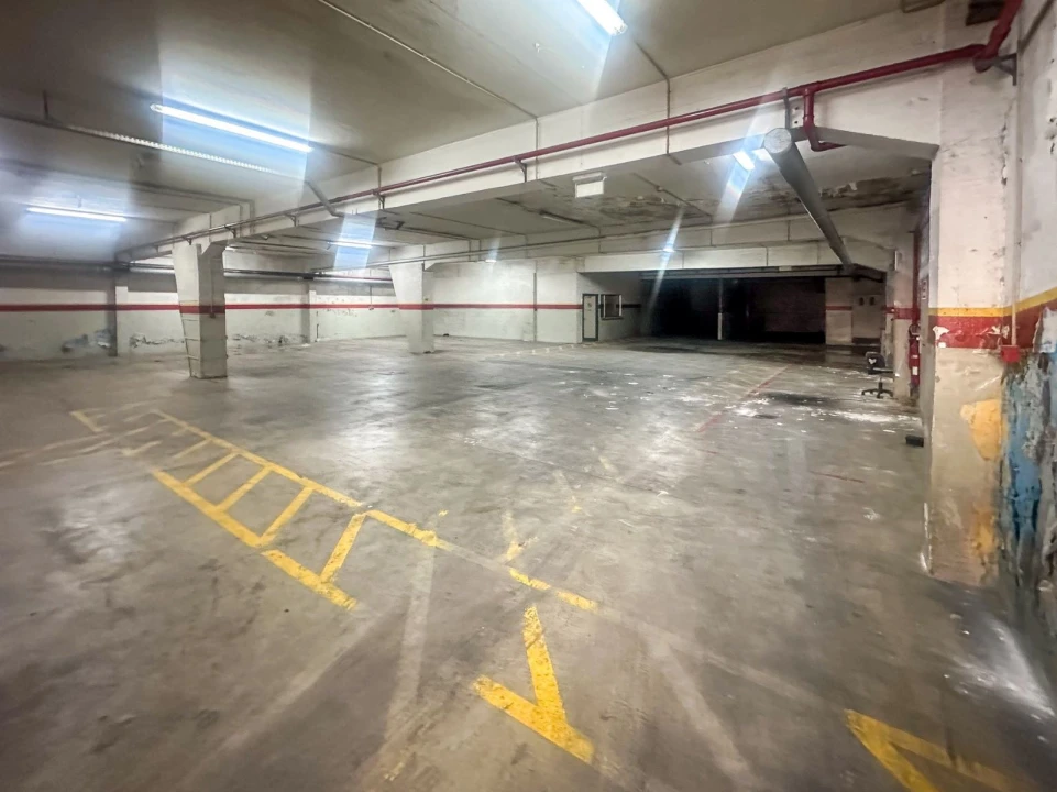 Armazém para Arrendamento em Arcozelo Foto 3