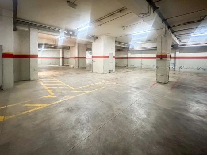 Armazém para Arrendamento em Arcozelo Foto 4