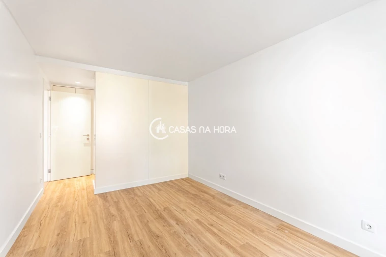 Apartamento T4 para Arrendamento em Belém Foto 27