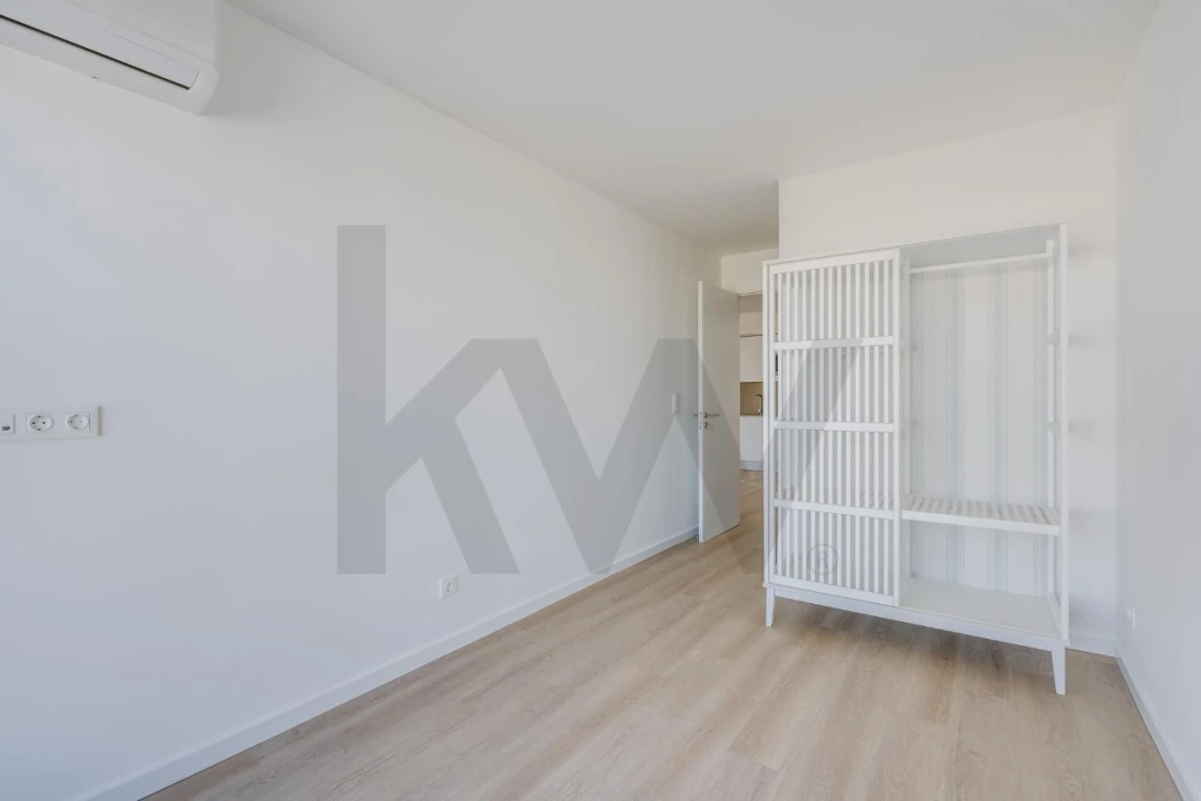 Apartamento T3 para Venda em Porto Covo Foto 20