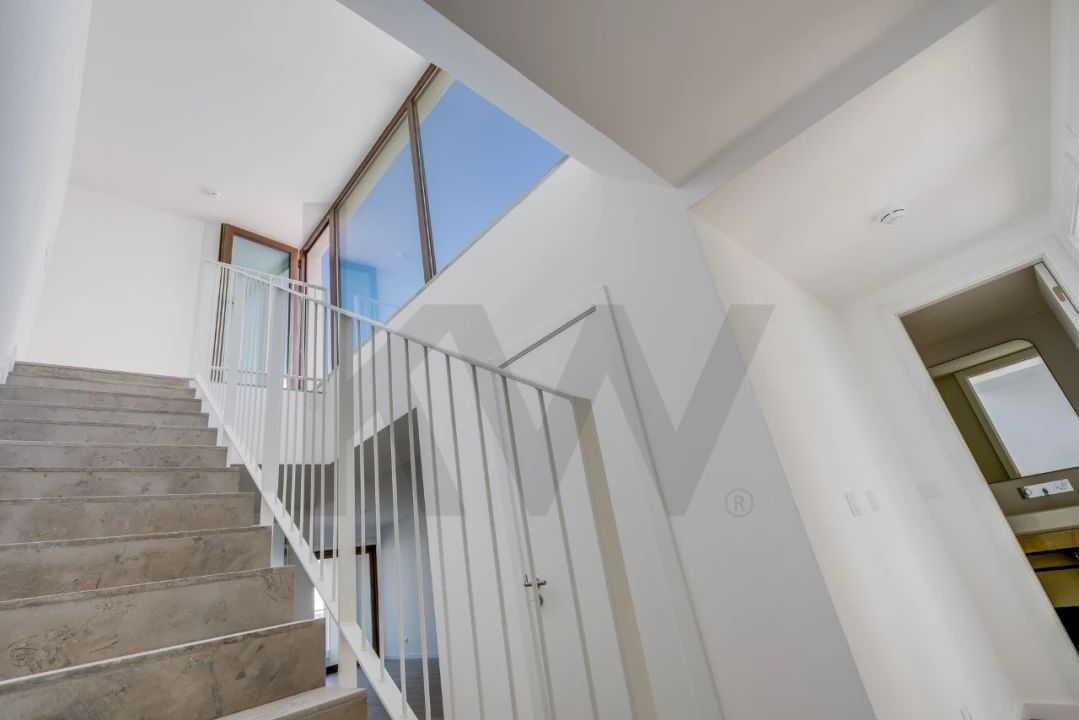 Apartamento T3 para Venda em Porto Covo Foto 33