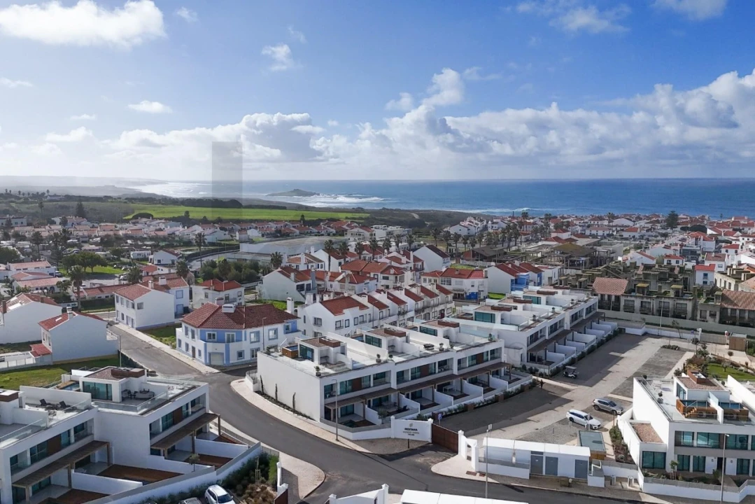 Apartamento T3 para Venda em Porto Covo Foto 52