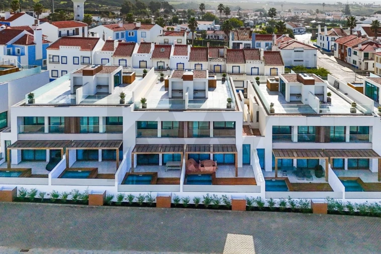 Apartamento T3 para Venda em Porto Covo Foto 4