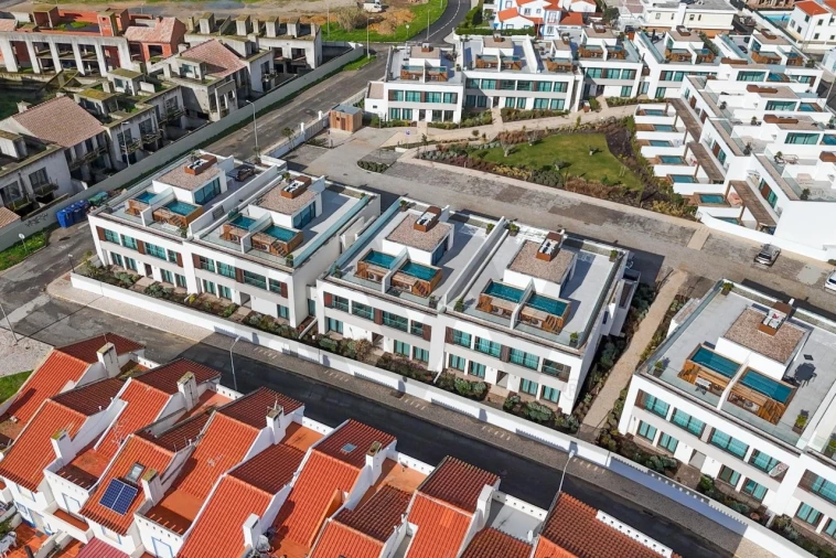 Apartamento T3 para Venda em Porto Covo Foto 36