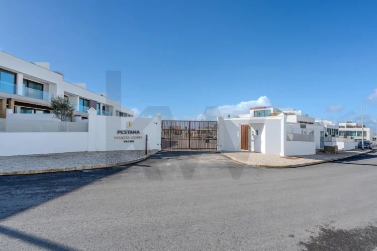 Apartamento T3 para Venda em Porto Covo Foto 45