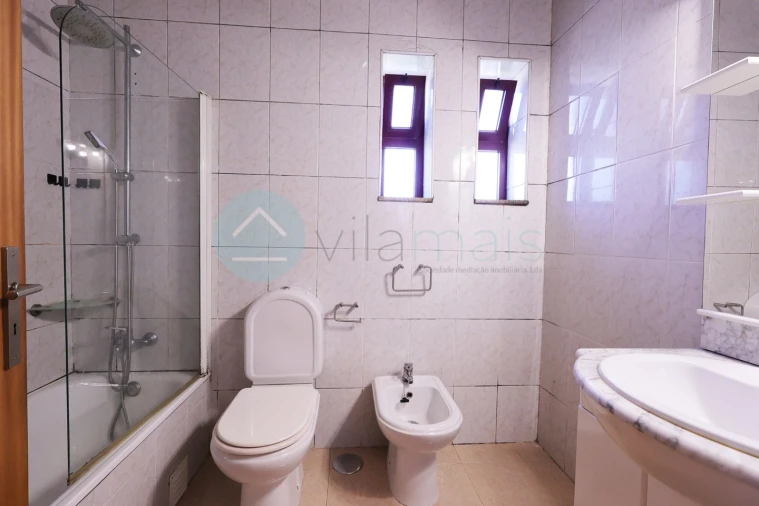 Apartamento T2 para Venda em Valongo Foto 13