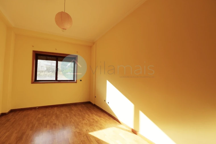 Apartamento T2 para Venda em Valongo Foto 24