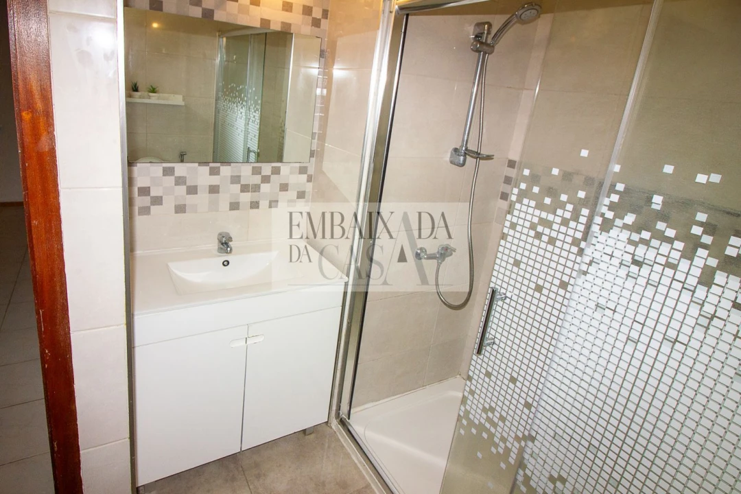 Apartamento T1 para Venda em União das Freguesias de Setúbal Foto 8