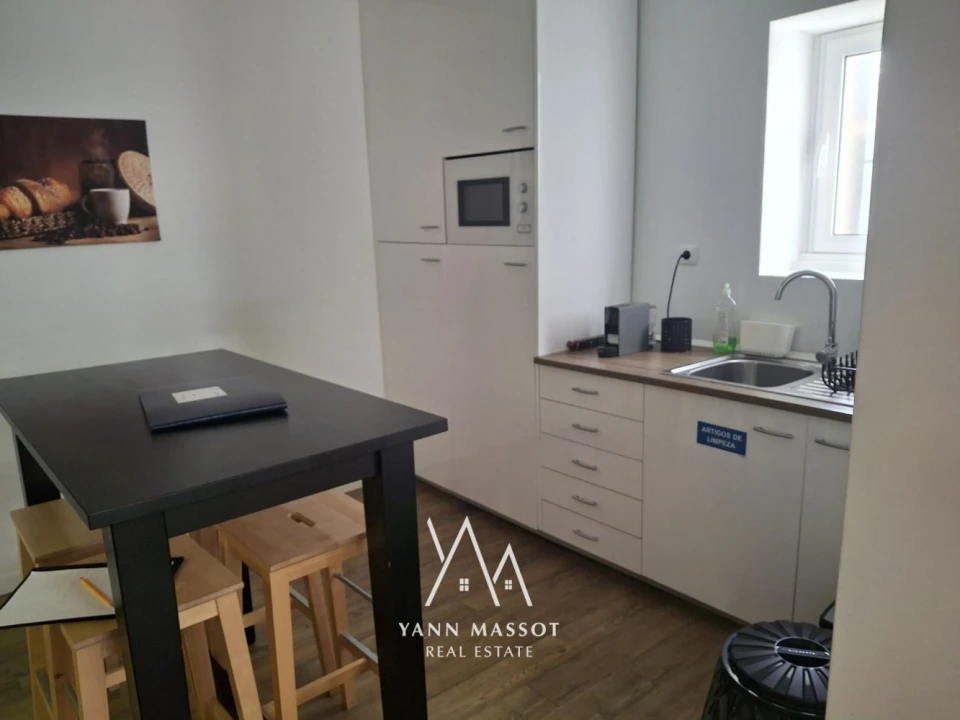 Loja para Arrendamento em Campo de Ourique Foto 8