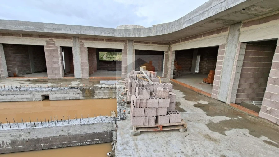 Moradia T3 para Venda em Salir de Matos Foto 10