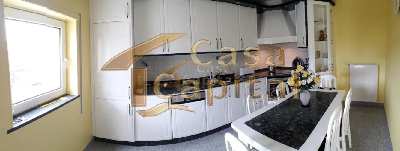 Moradia T3 para Venda em Campeã Foto 8