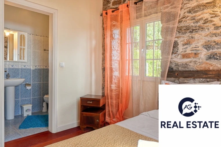 Moradia T4 para Venda em Arco da Calheta Foto 17