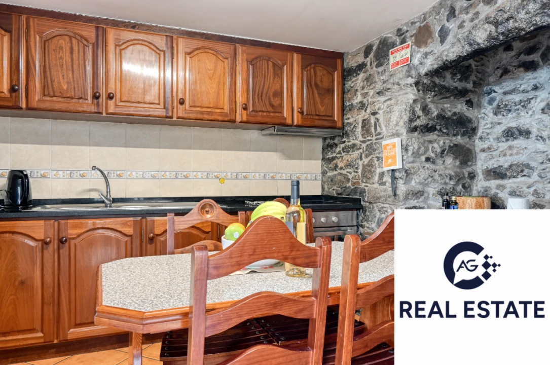 Moradia T4 para Venda em Arco da Calheta Foto 25