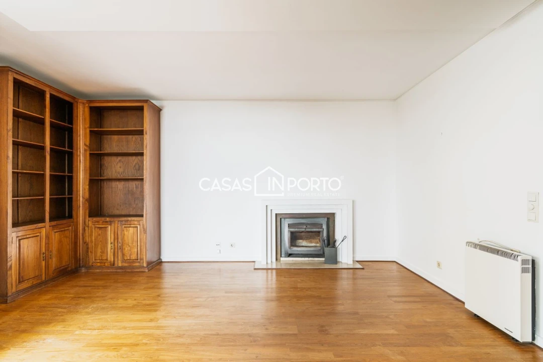 Apartamento T4 para Arrendamento em Aldoar, Foz do Douro e Nevogilde Foto 11