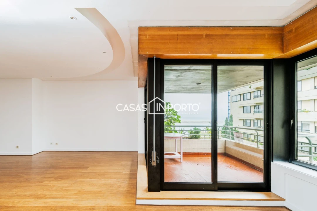 Apartamento T4 para Arrendamento em Aldoar, Foz do Douro e Nevogilde Foto 6