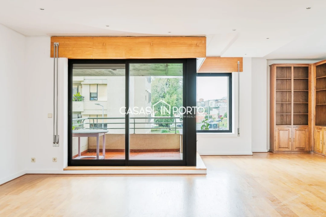 Apartamento T4 para Arrendamento em Aldoar, Foz do Douro e Nevogilde Foto 7