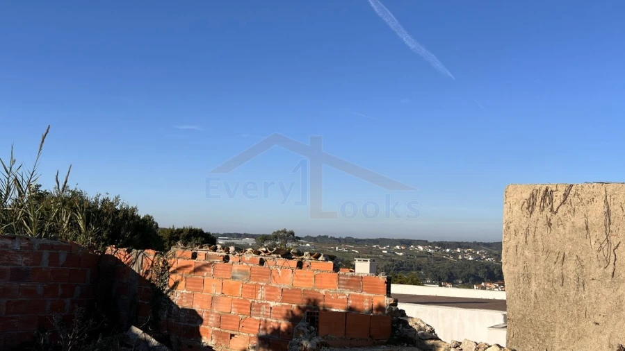 Moradia T3 para Venda em Olho Marinho Foto 34