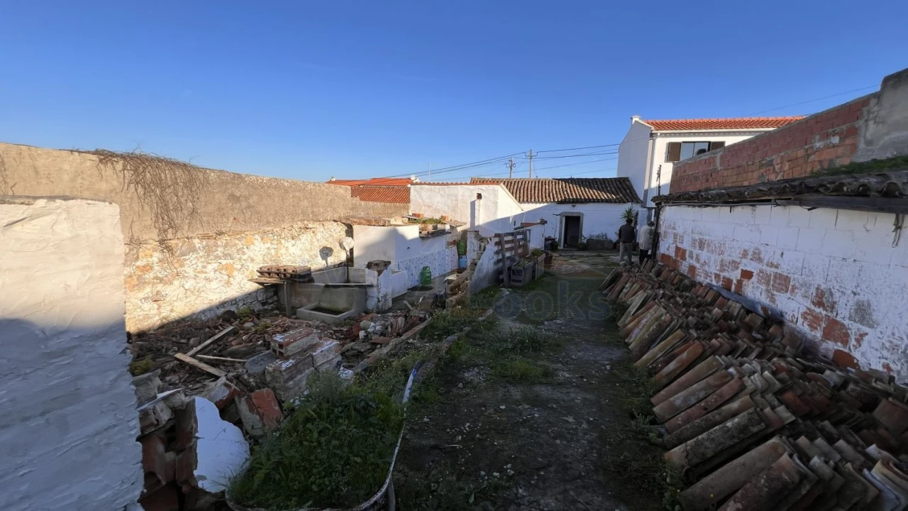 Moradia T3 para Venda em Olho Marinho Foto 42